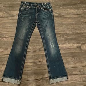 Low Rise Miss Me Jeans, says size 28 but fit small
